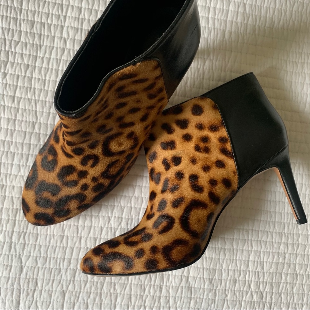 NWOT Nine West booties in 7.5